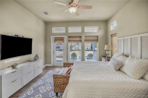 Gone Coastal Home - image 4