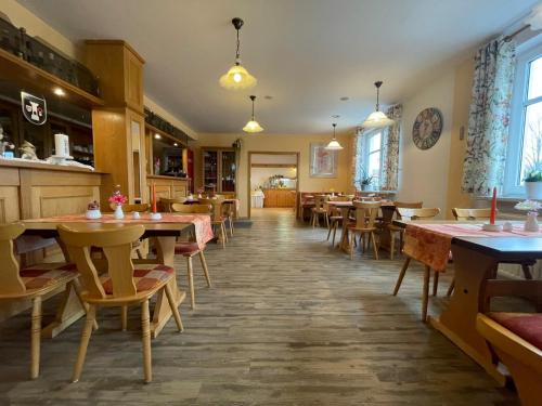 Restauracja, Landgasthaus Zander in Heimburg