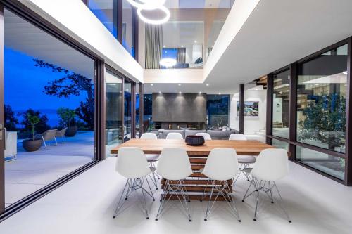Villa Aura Caesar - 5 Bedroom villa - Ultra modern and luxurious - Stunning sea and town views - image 7