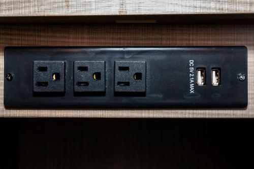 レッド ルーフ プラス ボストン ローガン