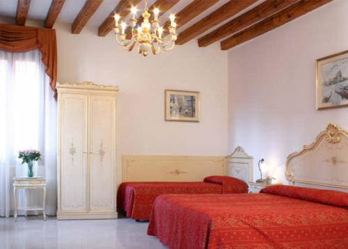 Hotel Bernardi Semenzato - main image