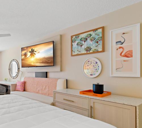 Bellwether Beach Resort in St Pete Beach, USA