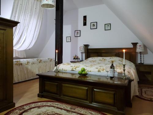 Deluxe Room (2 Adults + 1 Child)