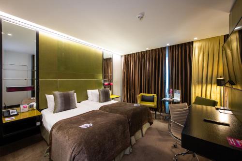 Crowne Plaza London Battersea - image 6