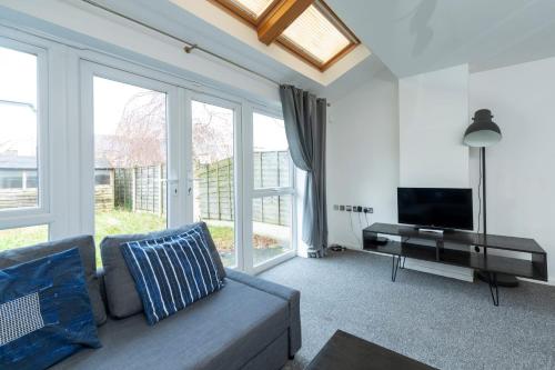 Guestready - Family Home In Salford, Cheetham, Greater Manchester