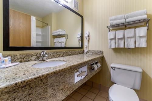 Comfort Inn & Suites Bothell – Seattle North