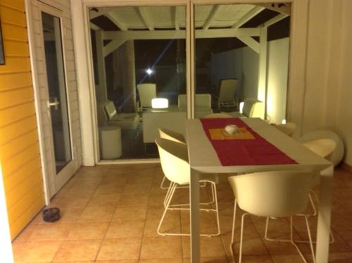 Villa White House, Orient Bay SXM avec piscine privee