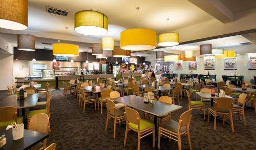 Restaurant, Nightcap at Westside Hotel in Point Cook