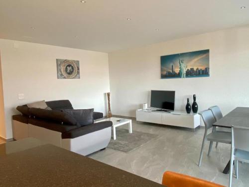 Shared lounge/TV area, Appartamento Lungolago in Locarno