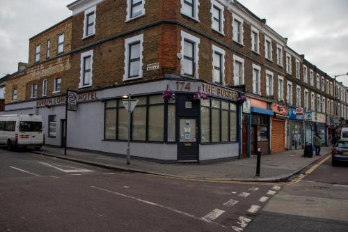 Burren London Hotel, Londra