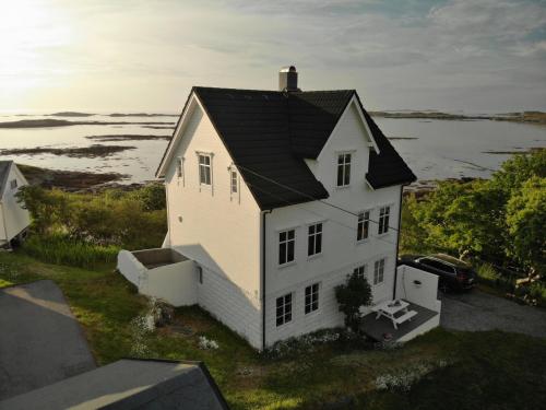 Viesnīcas āriene, Finnøya with 180* Atlantic veiw in Haroy