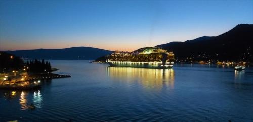 Lingkungan sekitar, Apartments Okuka in Lepetane