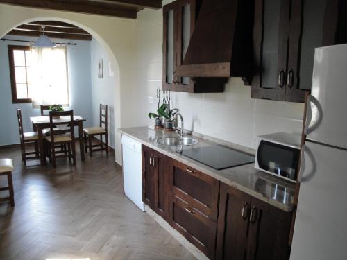 virtuve, Casa Rural Sierra San Mamede in La Codosera