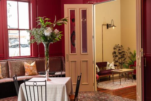 The Royal Hotel in เฟียเธอร์สตัน