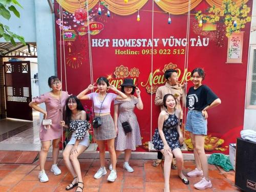 H&T Homestay Vung Tau 2 gom 3pn pk bep va san rong BBQ