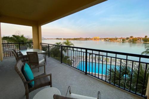 210 - Palms of Treasure Island - image 6
