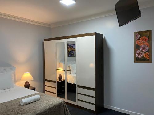 Quarto Luxo Silver – Anápolis, TX