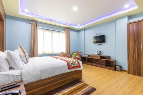 Superior King Room
