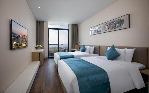 Ramada by Wyndham Huangshan North - image 3