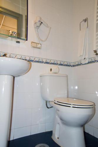 Hotel Náutico - image 11