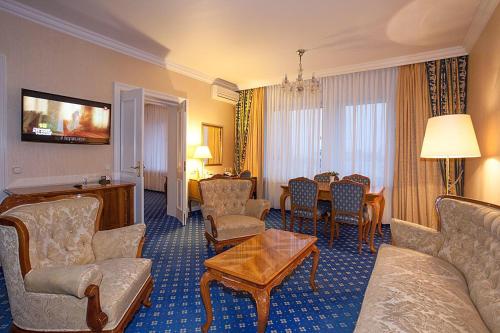 Kiev Lypki Luxury Apartments - main image