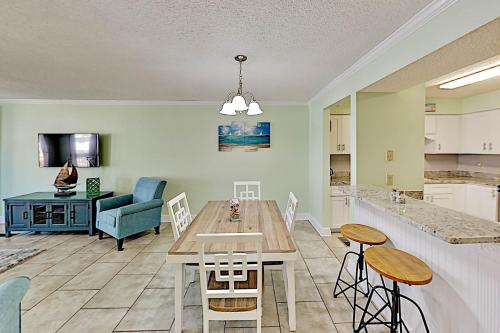 Sea Oats Condo - Pool & Boat Launch - Walk to Gulf condo - image 3