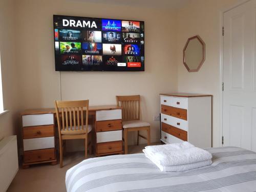 Ladysmith Complex - 8 Bedrooms - image 4
