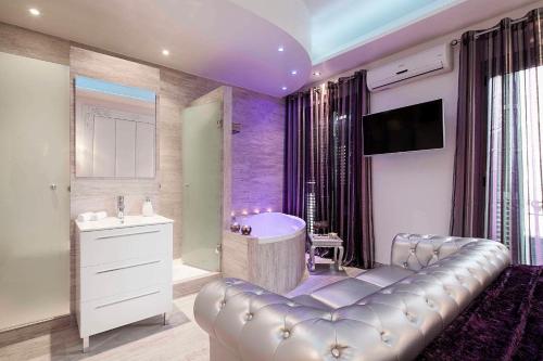 Romantic Barcelona Apartment, Barcelona