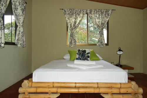 La Qhia Eco Retreat in Santa Fe