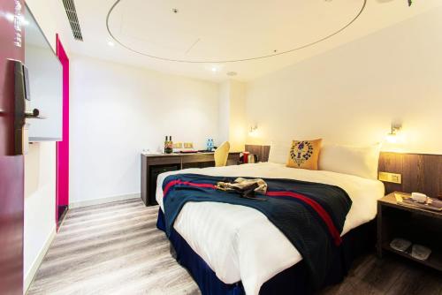 room detail thumbnail 0