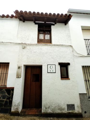  Casa Rural El Trepador Azul in Cabeza la Vaca