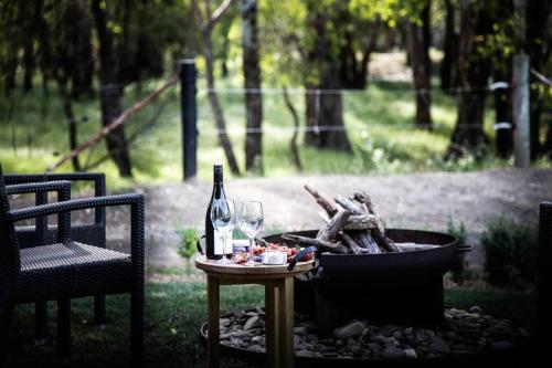 The Glen Farmhouse on Ovens River