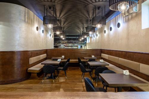 อาหารและเครื่องดื่ม, NeboS Hotel & Restaurant in อิวาโน-ฟรานคิฟสก้า