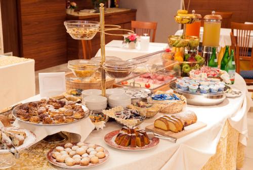 Hotel Tiempo - image 7