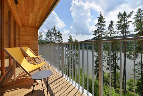 Element Lakeside Apartments