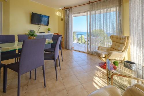 Apartamentos Deauville - image 10