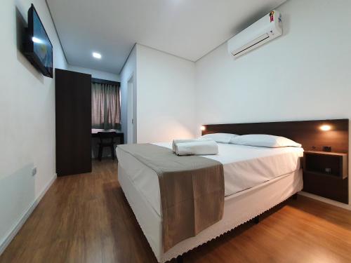 Hotel Carmelo - Airport in Sao Jose Dos Pinhais