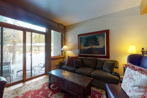 Pamelot's Ptarmigan Townhome - image 6