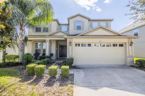 Elite West Haven Pool Home by IPG Florida
