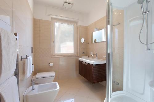 Deluxe Villa image 6