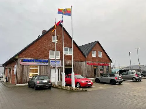 Airport Hotel One Aparthotel Sylt in Tinnum, Deutschland
