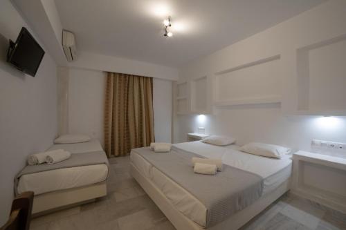 Aphrodite Hotel & Apartments