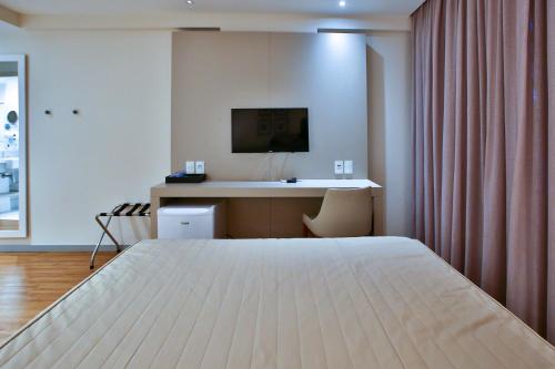 1 double bed