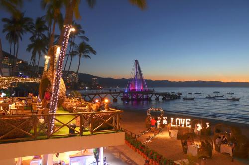 Playa Los Arcos