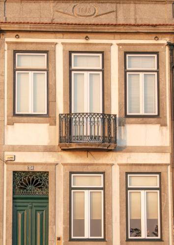 Apartment by the Sea