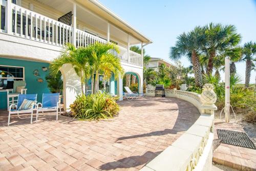 Casey Key Retreat