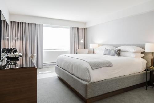 King Room with City View
