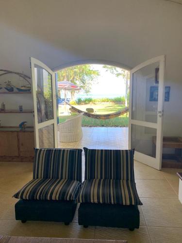Casa pe na areia - Praia do Lazaro