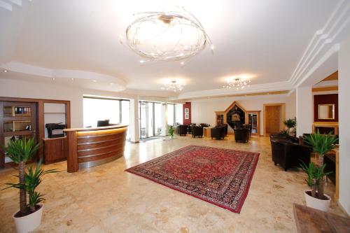 大厅, Hotel Magerl in 格蒙登