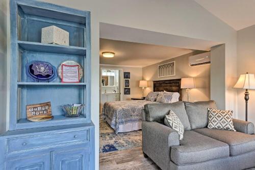 Studio with Patio Access and View on Lake Junaluska! in Lake Junaluska, USA